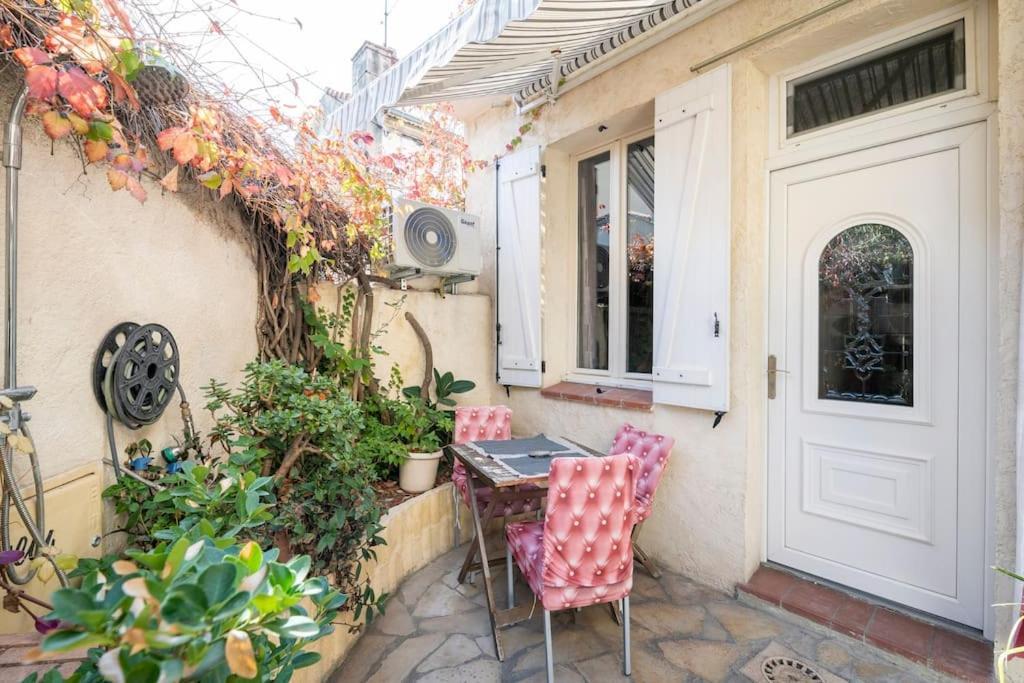 Studio Ideal Pour Deux Voyageurs Sur 马赛 外观 照片